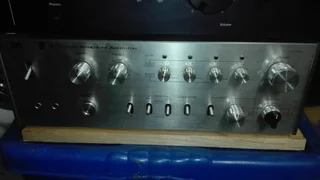 VINTAGE AMPLIFIERS FOR SALE