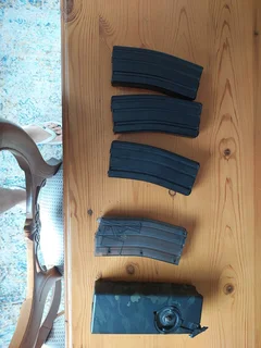 Airsoft Mags - ares M4 Mid Cap Mag Durable Polymer - 120rds (3 Of Them)