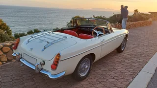 1966 MGB ROADSTER