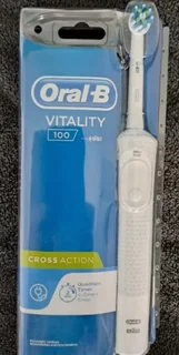 Oral B Rechargeable Toothbrush Vitality  100