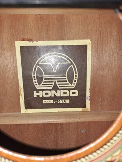 HONDO H307A VINTAGE CLASSICAL SIX STRING GUITAR