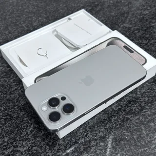 iPhone 15 Pro Max 256g