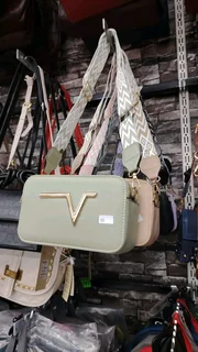 Looking for partner time job as maid or cleaner