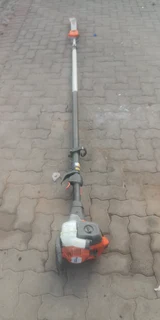 Husqvarna telescopic pole pruner