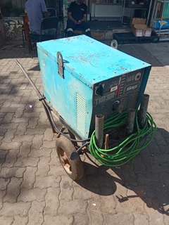 Welding machine