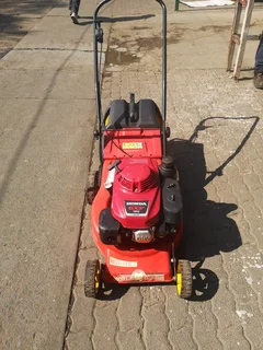Professional Honda lawnmower