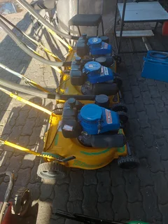 professional yamaha MT110 lawnmower