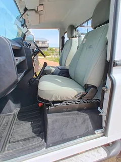 Land Rover Defender 90 pickup LE.R670000