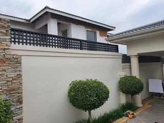 Trellis and Lattice Screen by FOREST FENCING