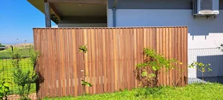 Timber screens by FOREST FENCING