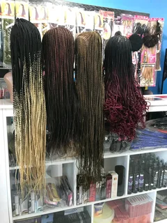 PROFESSIONAL STYLIST  WANTED URGjENTLY