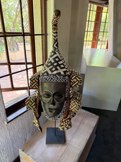 African mask ornament