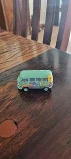 7 DIE - CAST TOYS HOTWHEELS AND SIKO