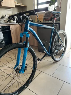 Bicycle Merida R7500 neg