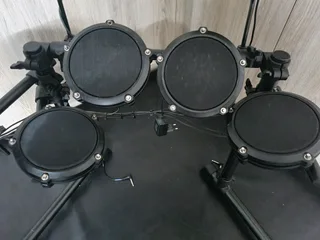ALESIS DEBUT - ELECTRONIC DRUM KIT
