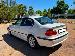 2004 BMW 318i E46 Auto