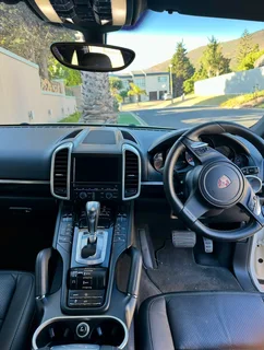 2011 Porsche Cayenne E2 3L Diesel - Immaculate!!