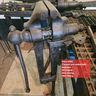 Blacksmith Legvices x 6