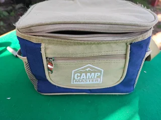 Camp Master cooler bag