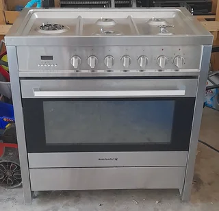 Gas stove Kelvinator 5 gas plate and electric oven