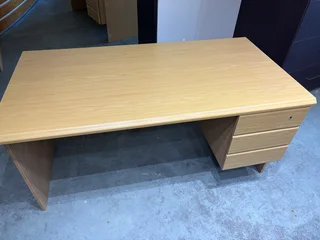 Office Desks