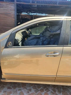 Mercedes-Benz A180 cdi stripping