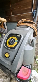 Karcher Professional High Pressure Washer