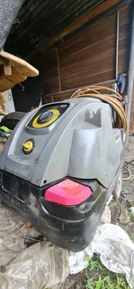 Karcher Professional High Pressure Washer