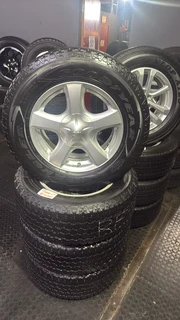 Isuzu 17” wheels and tyres