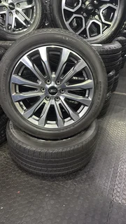 Ford Everest 21” wheels and tyres