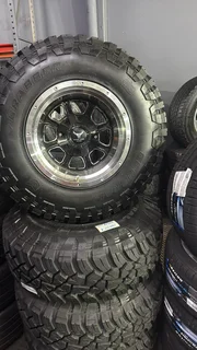 15 Bakkie wheels and 31x10.5 R15 tyres