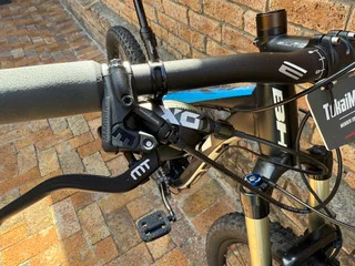 BH dual suspension Mountain bike