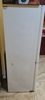 KIC Refrigerator for sale R1000