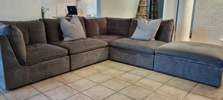 Modular corner unit couch 5 piece R13.000