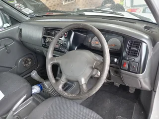 2003 Mitsubishi Colt Extended Cab