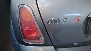 2006 cooper mini rear tail lights