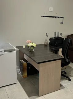 Office desk and chair