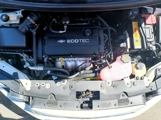 New Release: Chevrolet Sonic 1.6LS Hatch 2014