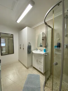 Safe in Flamingo Vlei - Furn, Utils, Wifi, DSTV, Laundry, Secure Parking. HALF months Deposit Req.