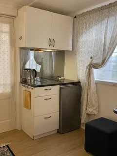 Safe in Flaingo Vlei - Furn Utils Wifi DSTV Laundry Secure Parking. HALF Months Deposit Req.