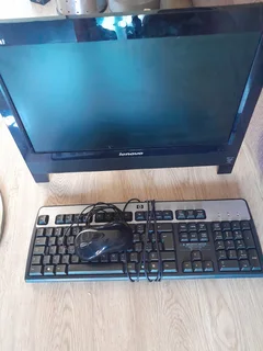 Lenovo ThinkCentre Edge 62Z All in One PC bundle