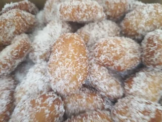 Platters - Ad posted by Warnah Kamaar