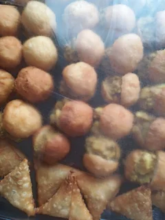 Platters - Ad posted by Warnah Kamaar