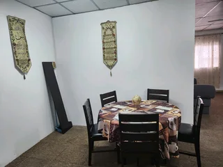 Neat 1 bedroom apartment in Sherwood near al kadi hospital at R5800