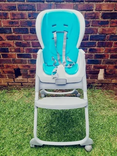 Pram/CarSeat and Feeding Chair combo for sale - R2000