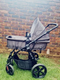 Pram/CarSeat and Feeding Chair combo for sale - R2000