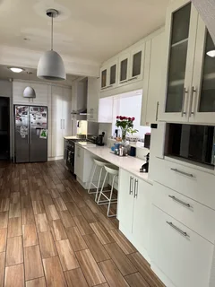 Furnished Rooms for Rent in Goodwood - Townsend in a Furnished House includes electricity and water