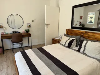 Furnished Rooms for Rent in Goodwood - Townsend Estate in Furnished House Includes Elec Female Only