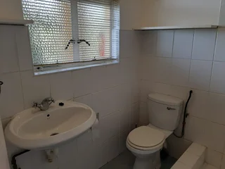 Spacious studio apartment for 1 person to let in Tulbagh