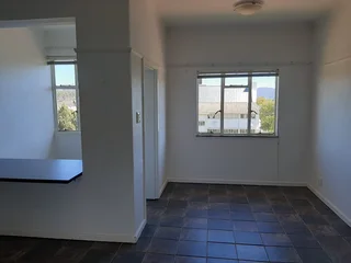Spacious studio apartment for 1 person to let in Tulbagh